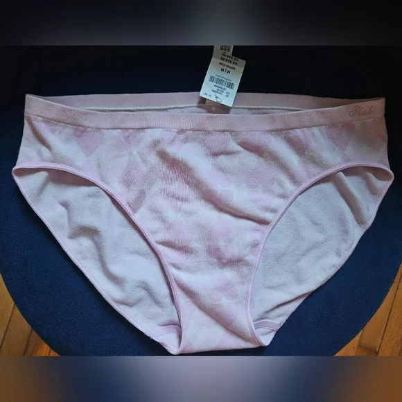 PINK Victoria's Secret Soft Pink Heart Patterned Bikini Panties Medium - Picture 1 of 4